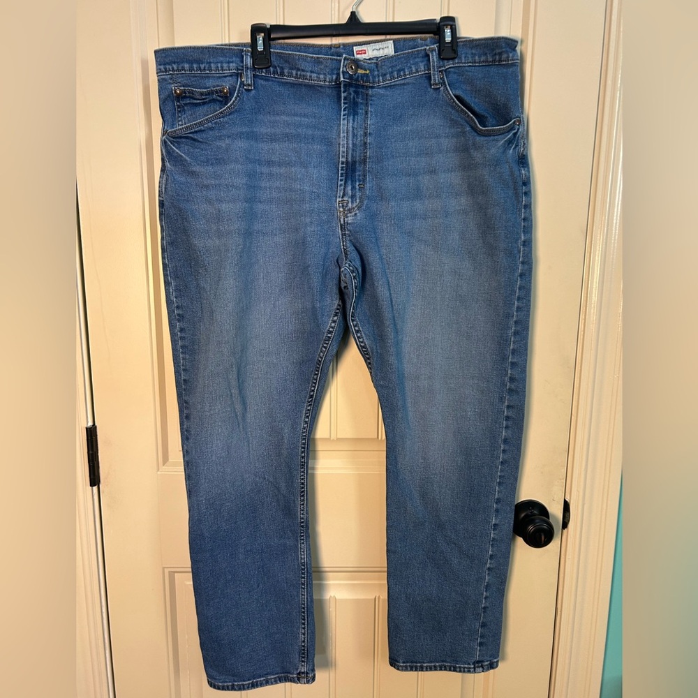 Wrangler Men's Straight Athletic‎ Fit Jeans Blue Denim size 42x30 Casual